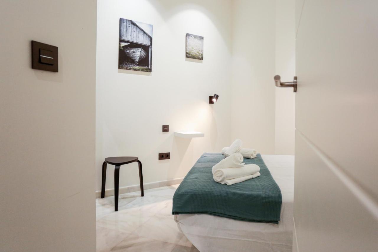 Monkeys Apartments Cervantes Sewilla Zewnętrze zdjęcie
