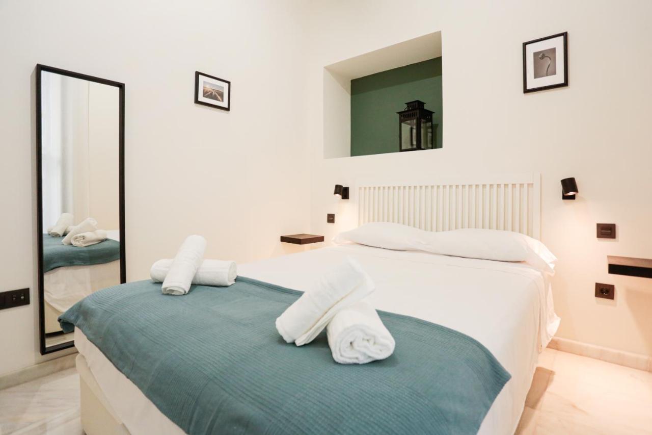 Monkeys Apartments Cervantes Sewilla Zewnętrze zdjęcie